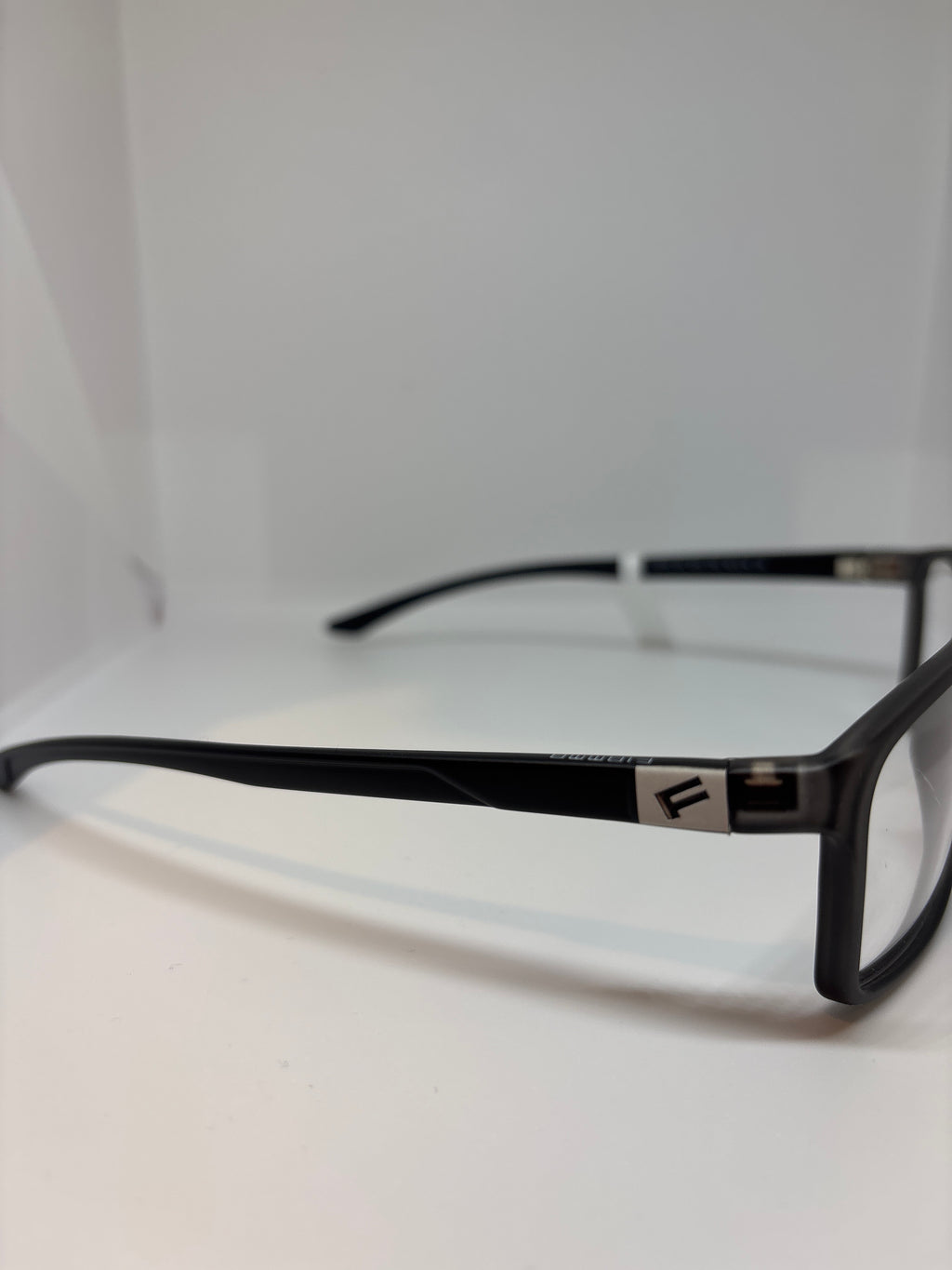 Armação Masculina Fiamma Acetato 40240 2763