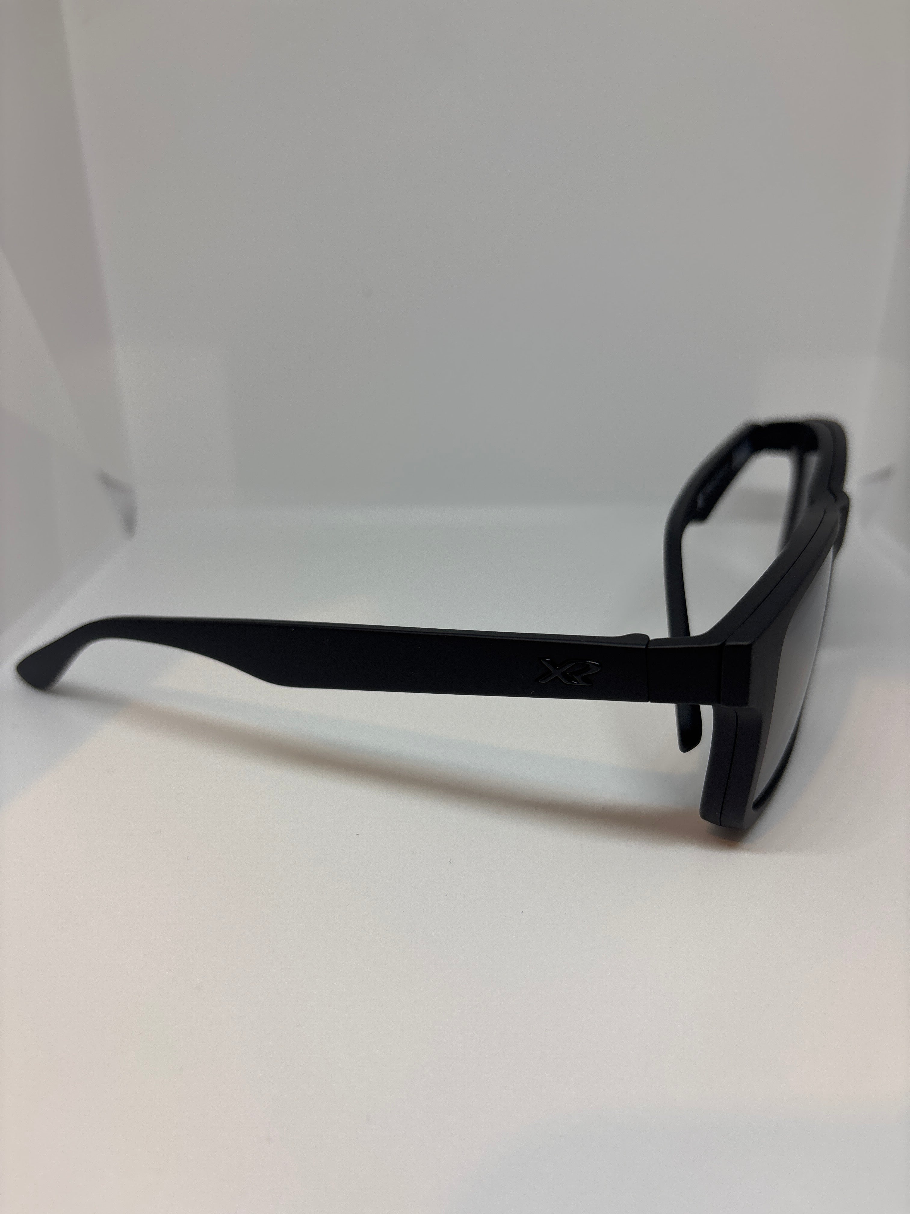 Armação Masculina Xtreme Acetato clipon Doublé T195 C1