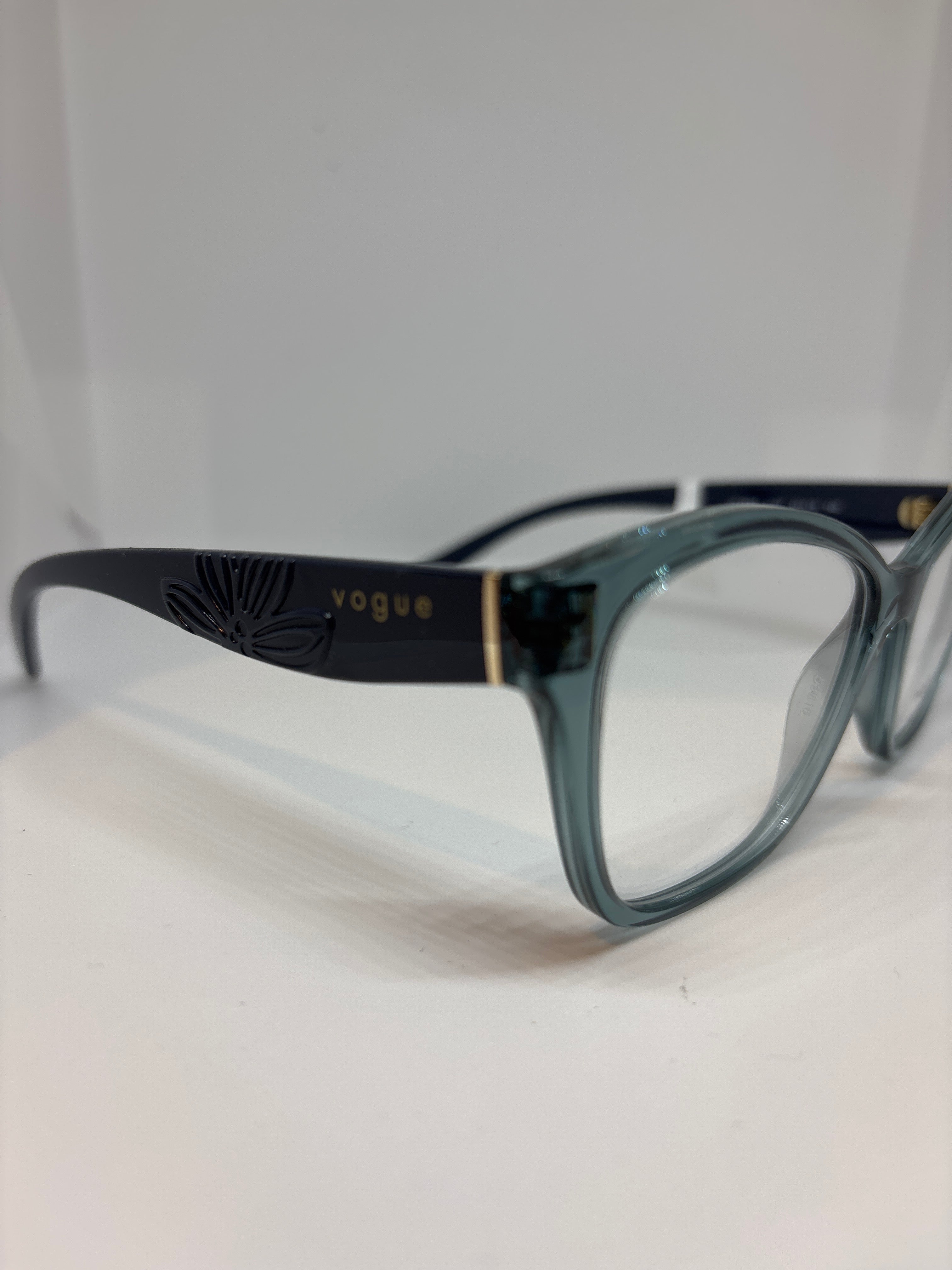 Armação Feminina Vogue Acetato VO5628 VO3197