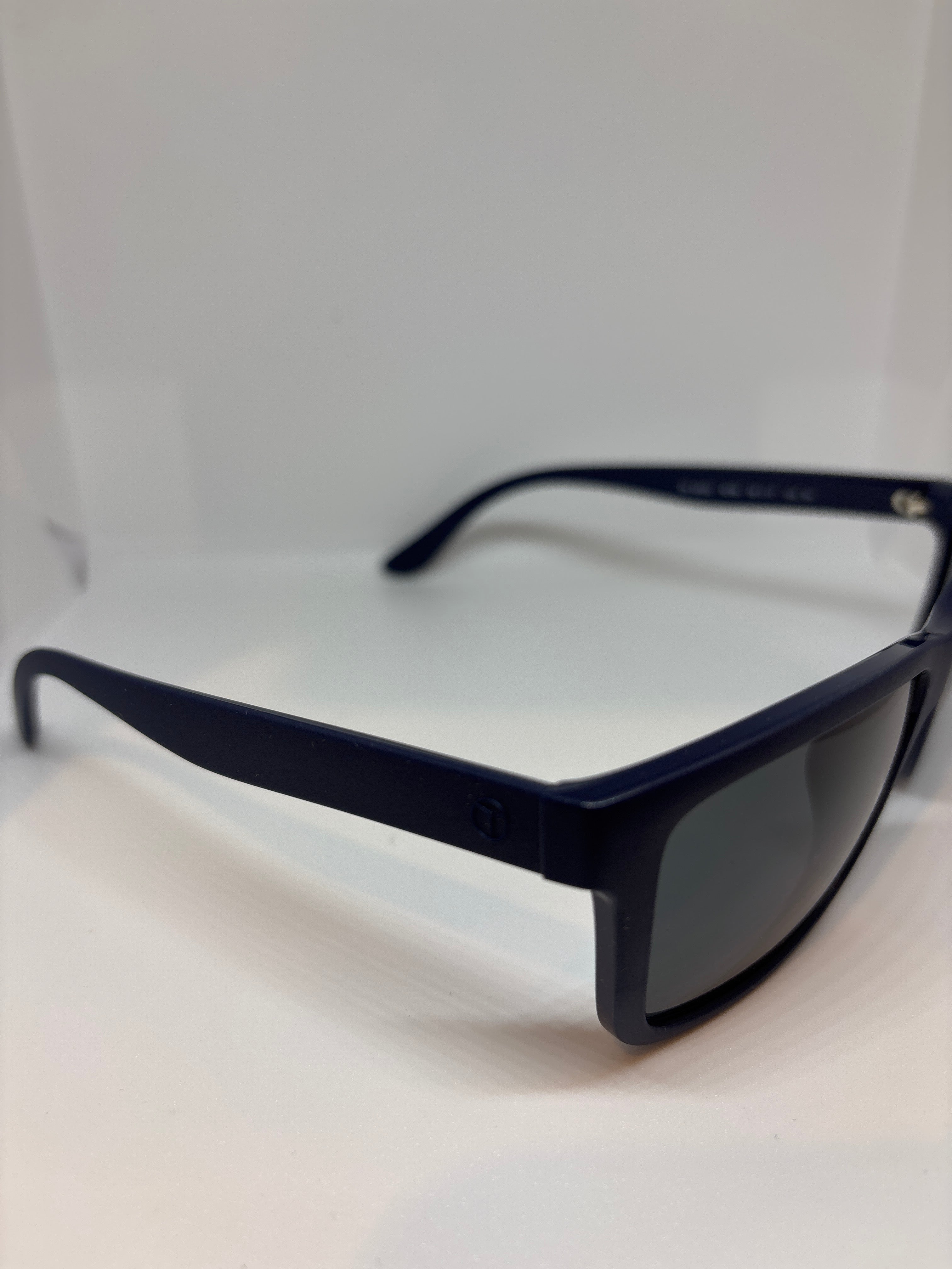 Óculos de sol Masculino Tecnol Acetato 4042U M795