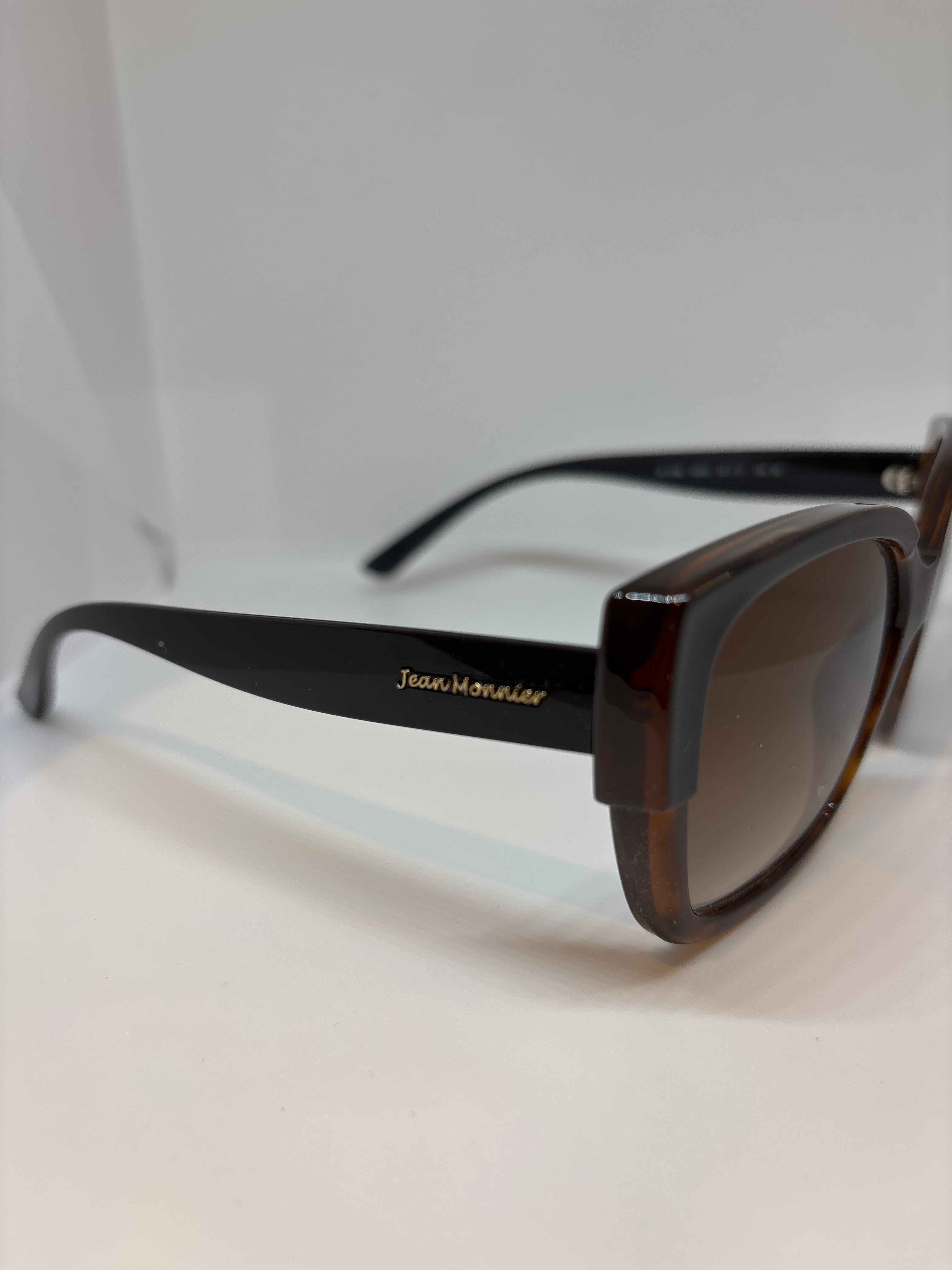 Óculos de sol Feminino Jean Monier Acetato J84168 M243