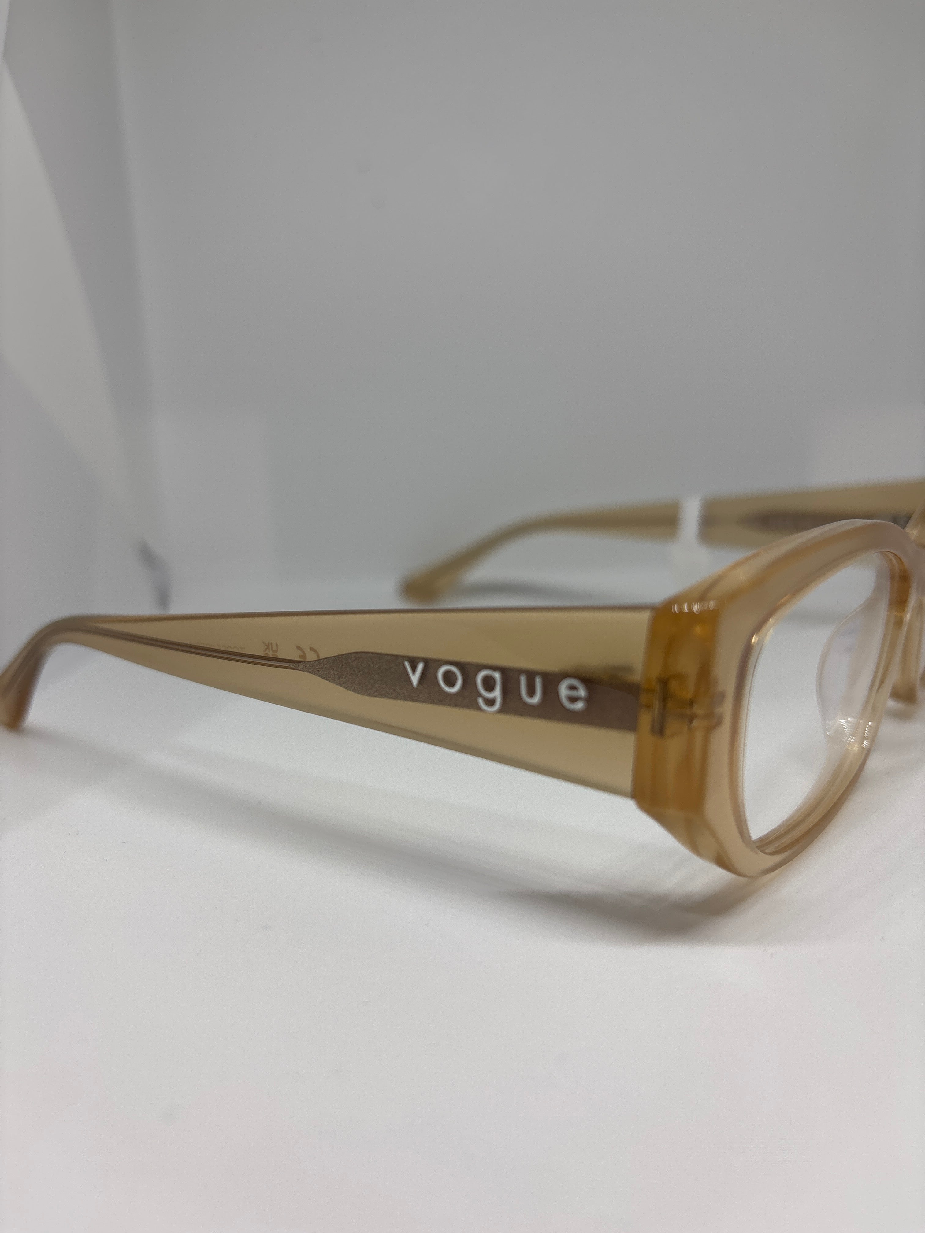 Armação Feminina Vogue Acetato VO5640U VO3234
