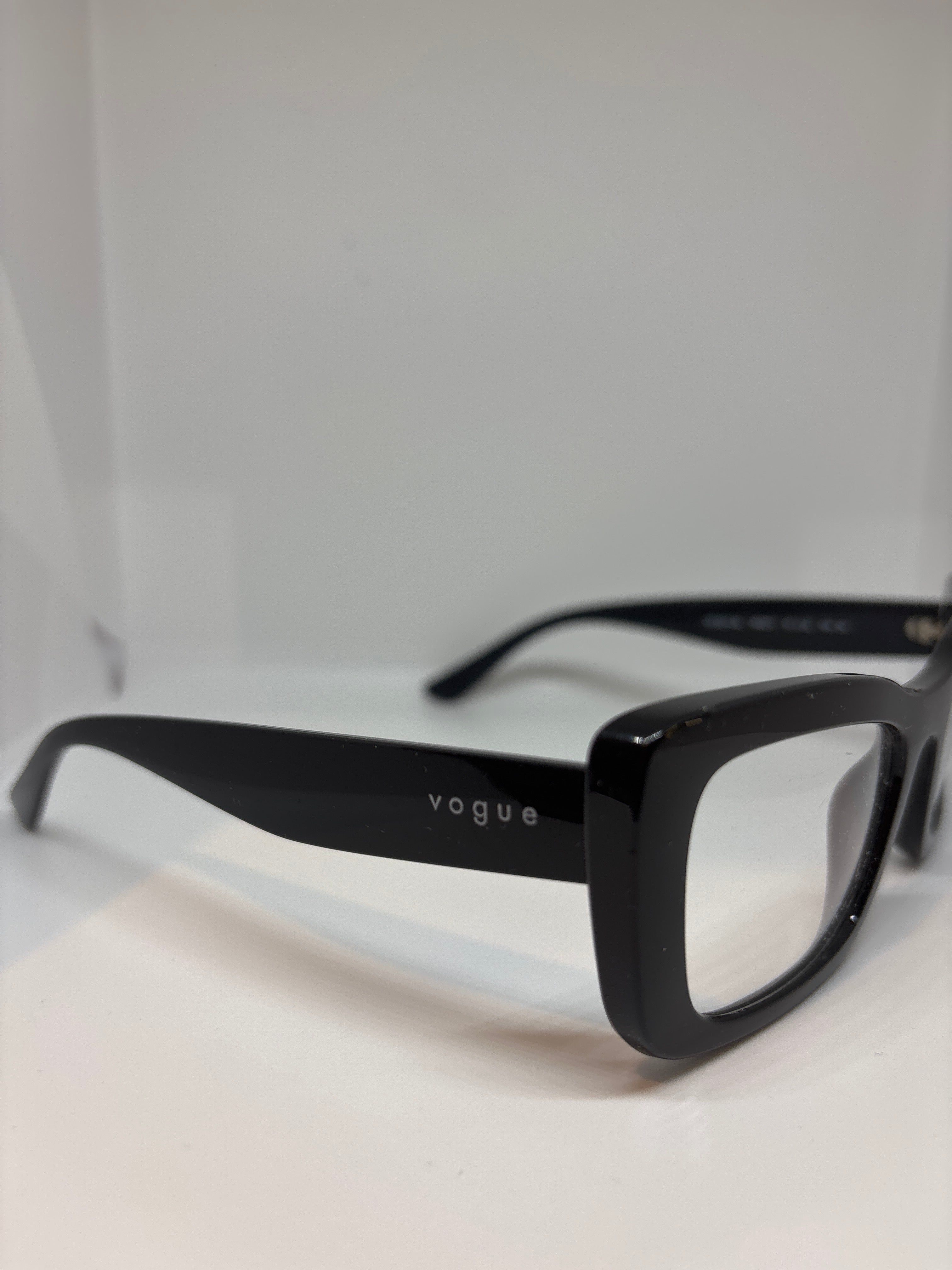 Armação Feminina Vogue  Acetato VO5311-SL VOW44/11