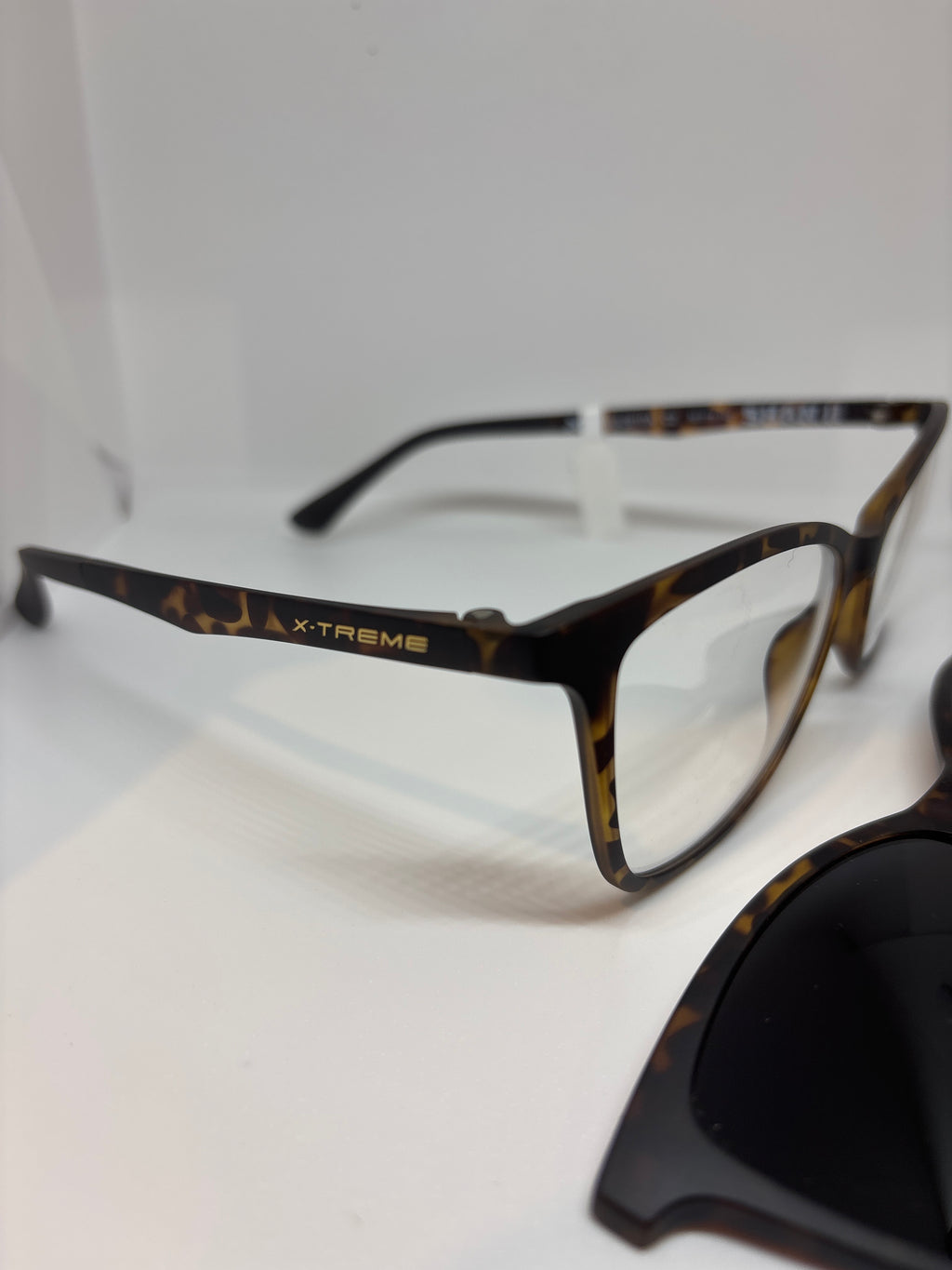 Armação Feminina Xtreme Acetato clipon MA0810A C2